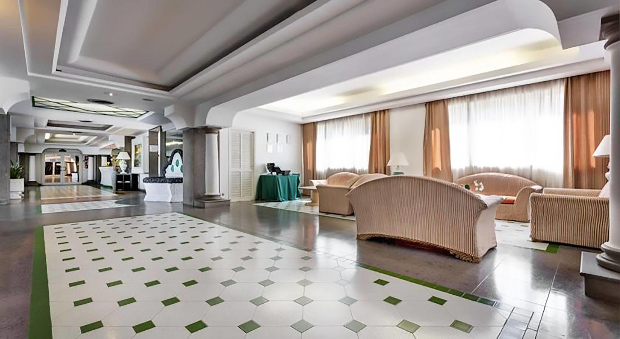 Aris Garden Hotel Casal Palocco Dış mekan fotoğraf